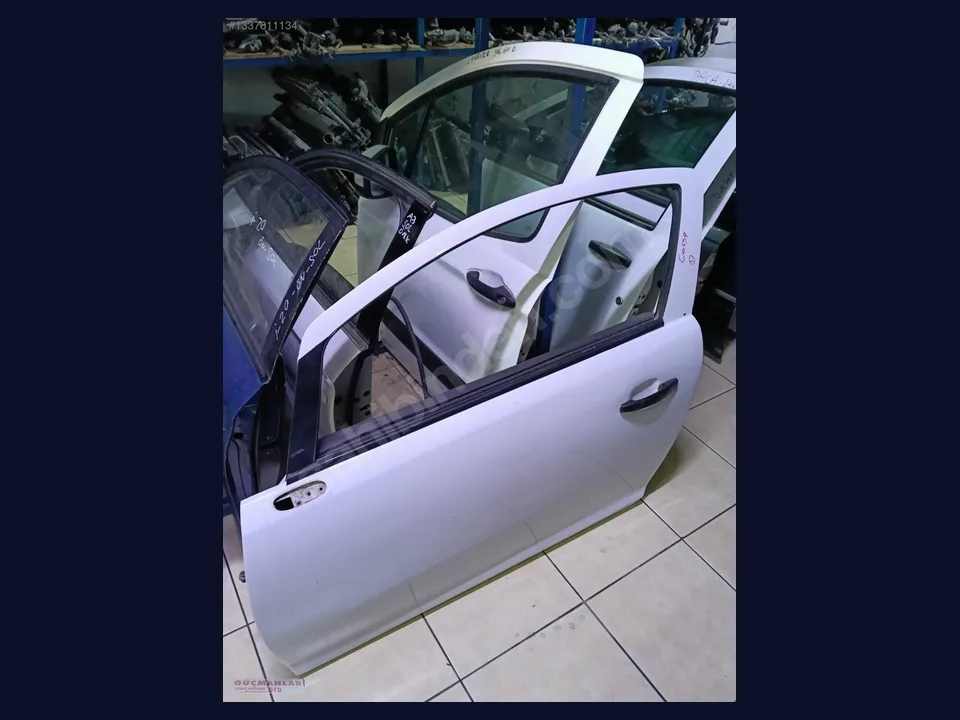 Opel Corsa KAPI çıkma parça fotoğrafı 1