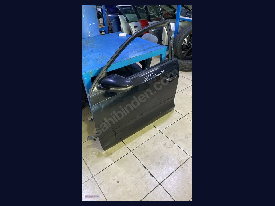 Volkswagen Jetta KAPI çıkma parça fotoğrafı 1