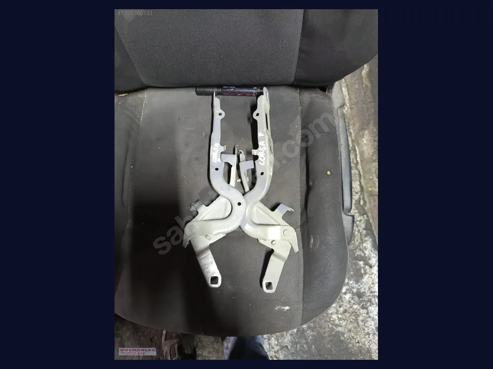 Opel Corsa KAPUT MENTEŞESİ çıkma parça fotoğrafı 1