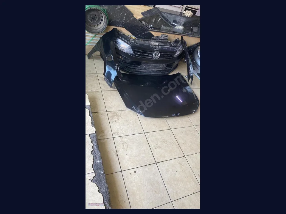 Volkswagen Jetta KAPUT çıkma parça fotoğrafı 1