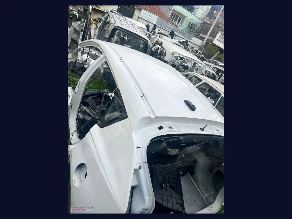 Hyundai Bayon TAVAN SACI çıkma parça fotoğrafı 1