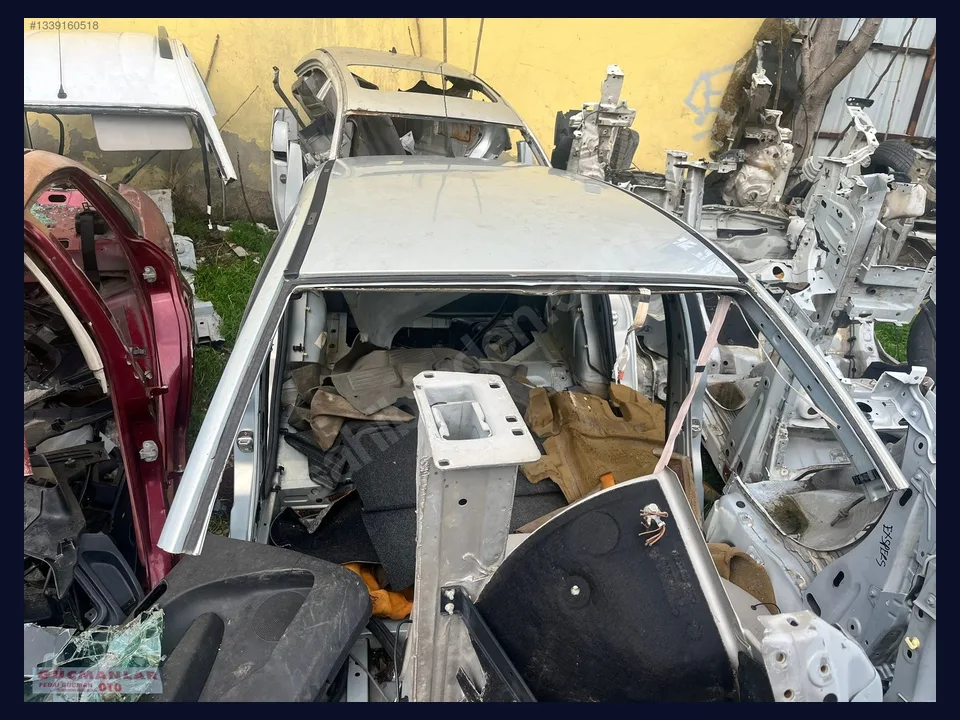 Renault Megane TAVAN SACI çıkma parça fotoğrafı 1