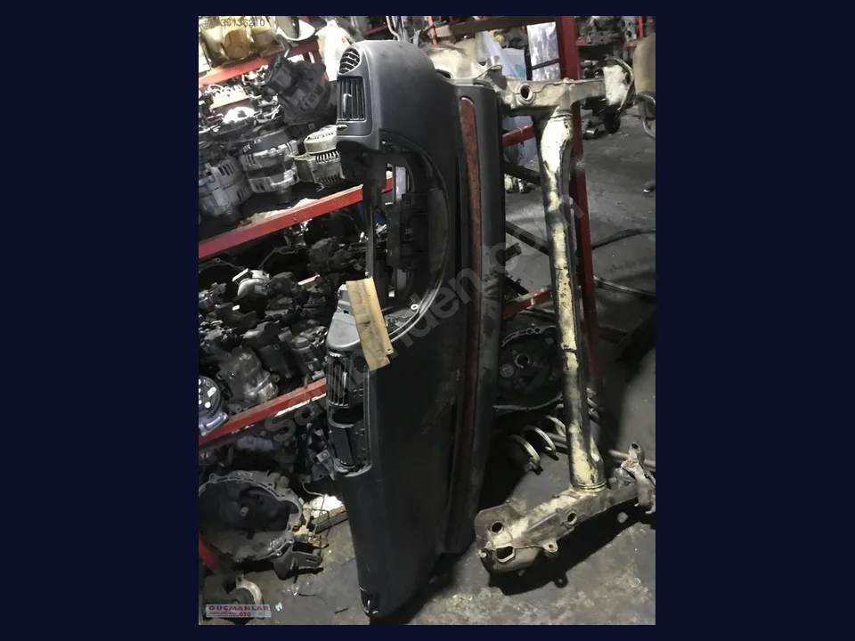 Mercedes-Benz Vaneo TORPİDO çıkma parça fotoğrafı 1