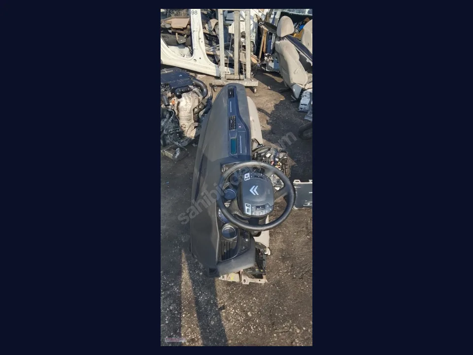 Citroen C5 TORPİDO çıkma parça fotoğrafı 1