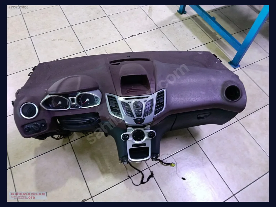 Ford Fiesta TORPİDO çıkma parça fotoğrafı 1