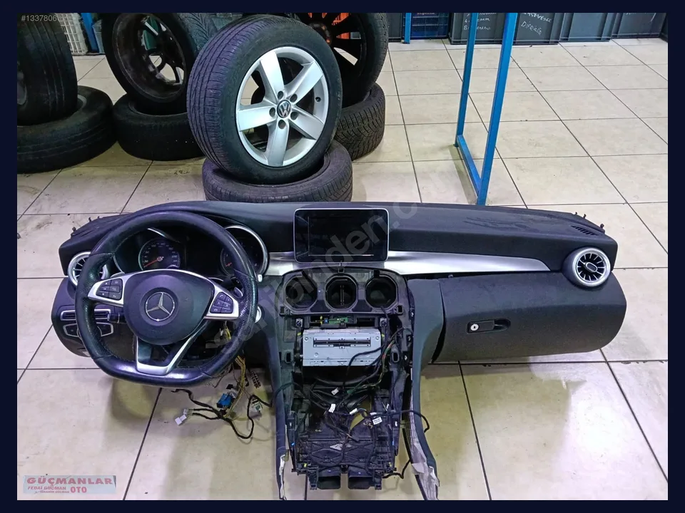 Mercedes-Benz C TORPİDO çıkma parça fotoğrafı 1