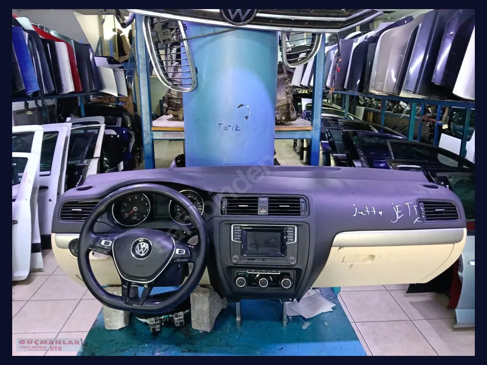 Volkswagen Jetta TORPİDO çıkma parça fotoğrafı 1