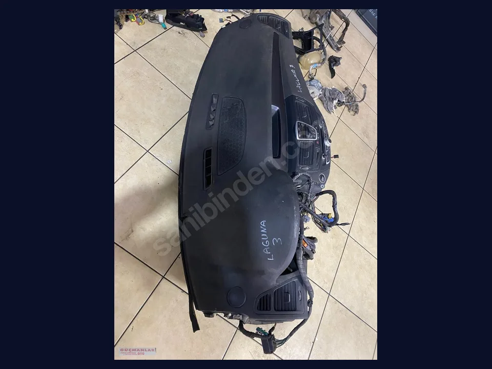 Renault Laguna TORPİDO çıkma parça fotoğrafı 1