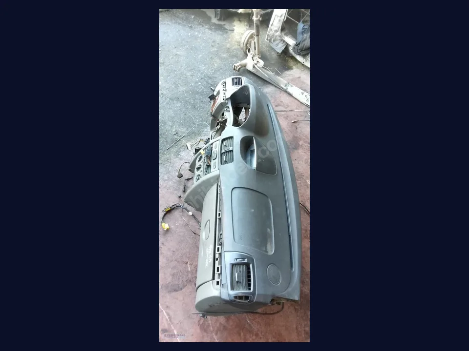 Renault Symbol TORPİDO çıkma parça fotoğrafı 1