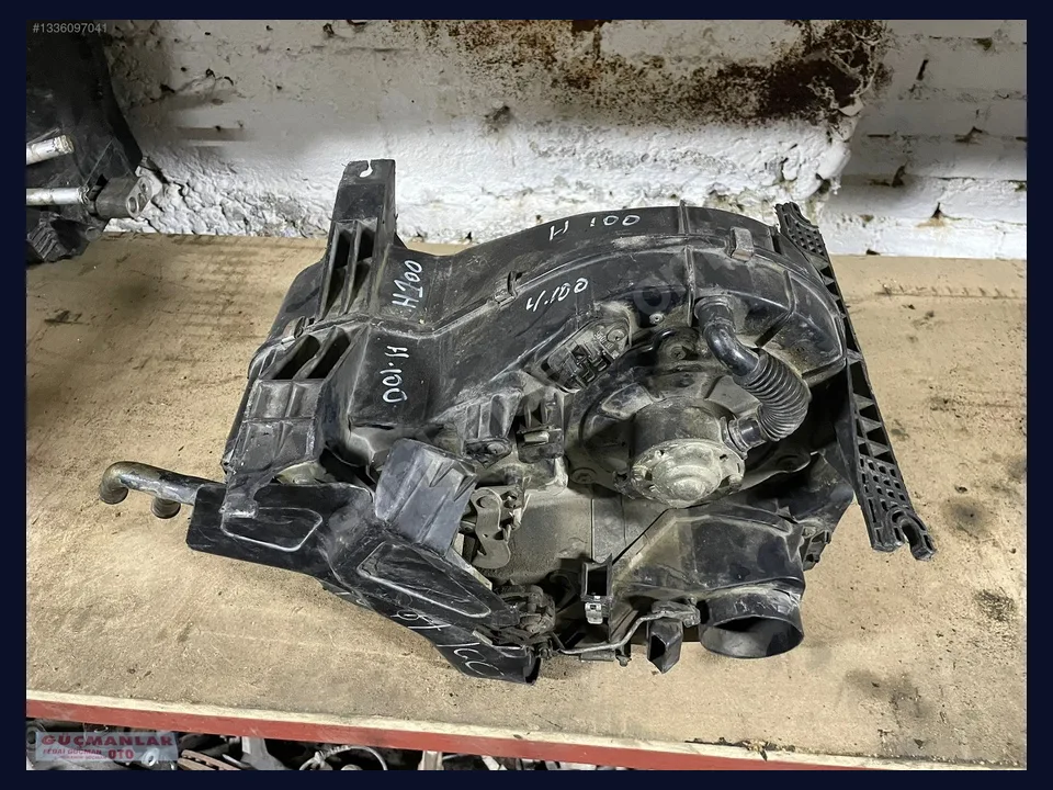 Hyundai H100 KALORİFER KUTUSU çıkma parça fotoğrafı 1