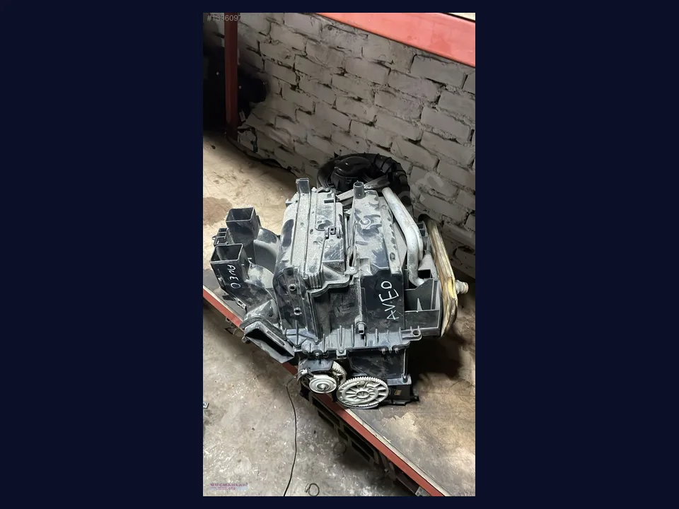 Chevrolet Aveo KALORİFER KUTUSU çıkma parça fotoğrafı 1