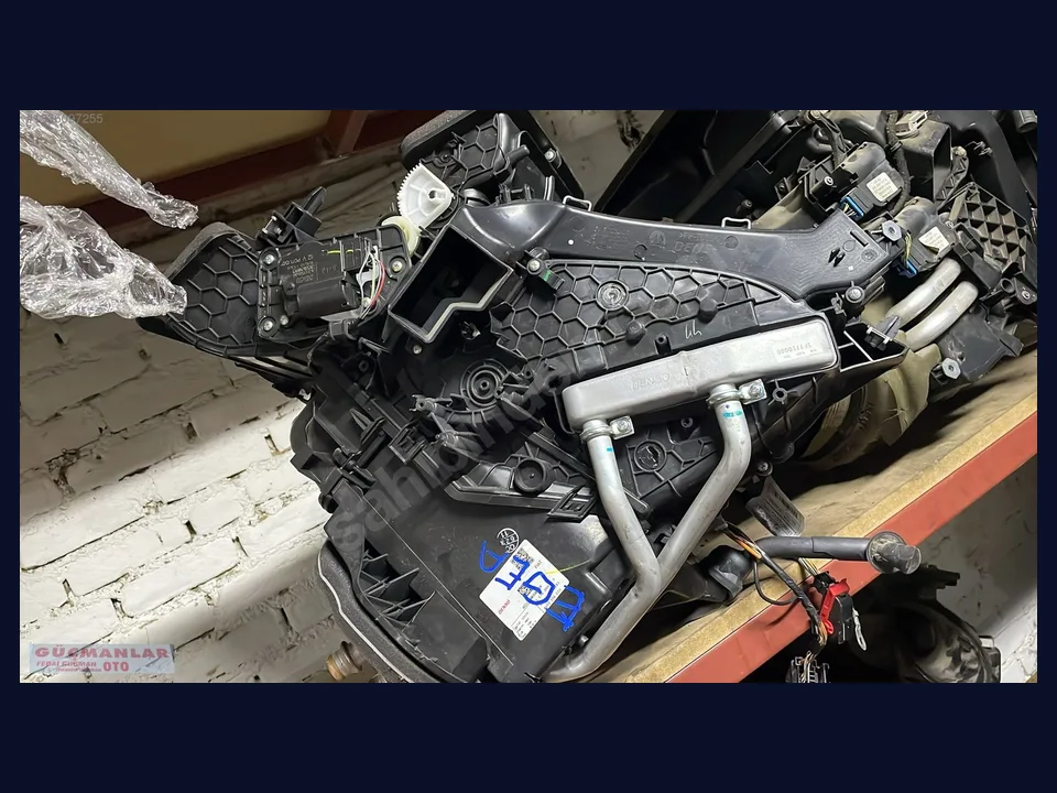 Fiat Egea KALORİFER KUTUSU çıkma parça fotoğrafı 1
