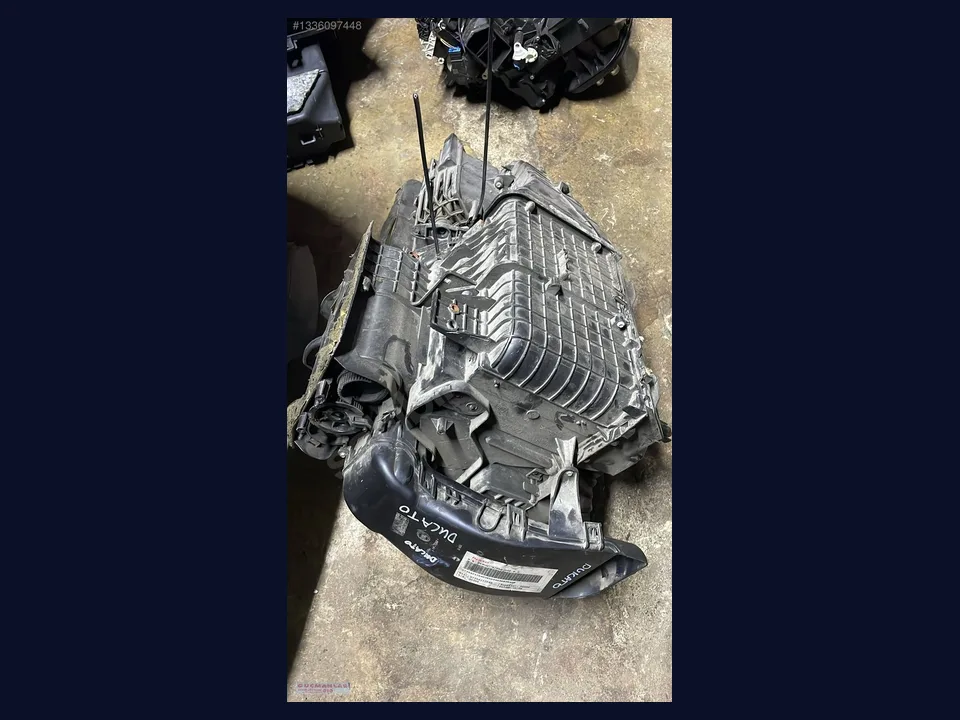 Fiat Ducato KALORİFER KUTUSU çıkma parça fotoğrafı 1