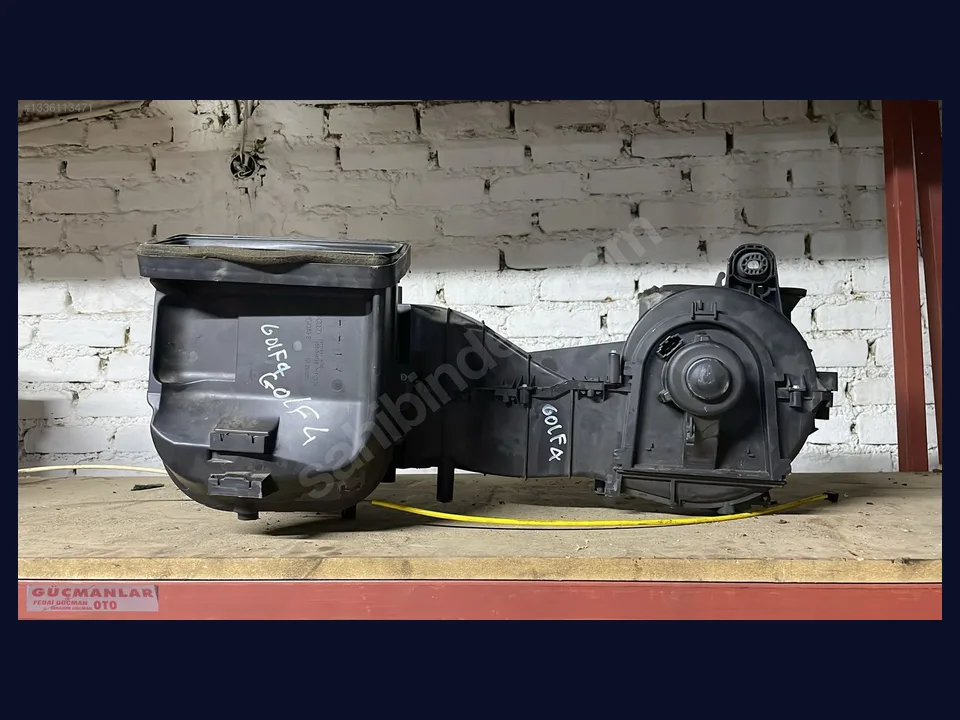 Volkswagen Golf KALORİFER KUTUSU çıkma parça fotoğrafı 1