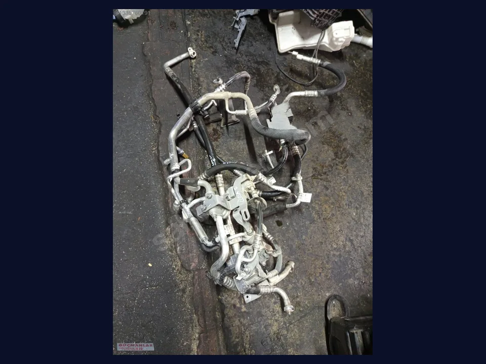Opel Corsa KLİMA BORUSU çıkma parça fotoğrafı 1
