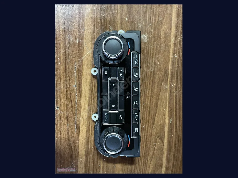 Volkswagen Golf KLİMA KONTROL ÜNİTESİ çıkma parça fotoğrafı 1