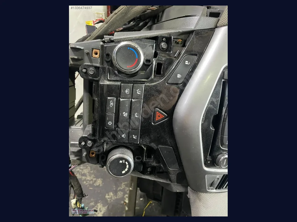 Chevrolet Cruze KLİMA KONTROL ÜNİTESİ çıkma parça fotoğrafı 1