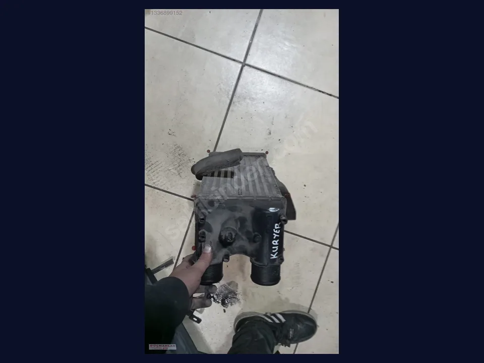 Ford Tourneo RADYATÖR çıkma parça fotoğrafı 1