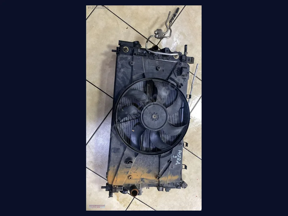 Opel Astra RADYATÖR çıkma parça fotoğrafı 1