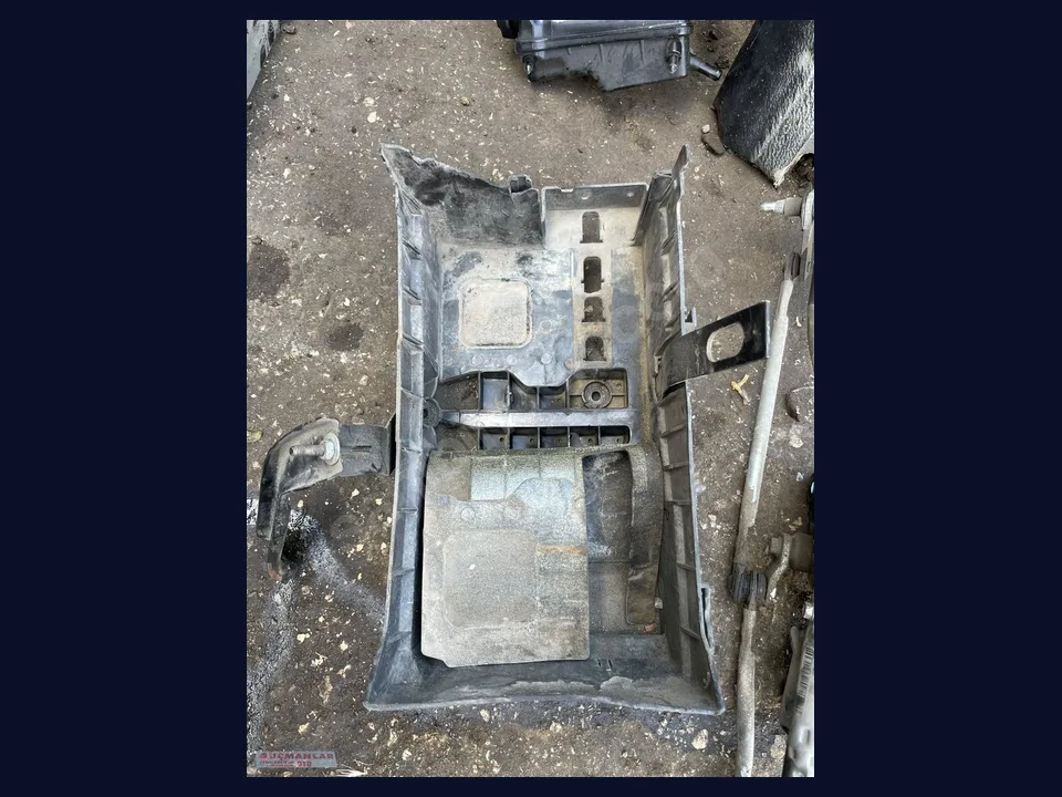 Chevrolet Cruze AKÜ KAPAĞI çıkma parça fotoğrafı 1