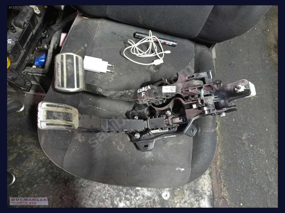 Opel Corsa PEDAL çıkma parça fotoğrafı 1