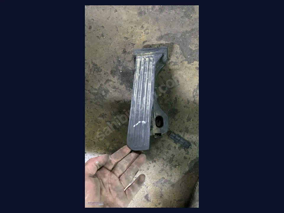 Volkswagen Jetta PEDAL çıkma parça fotoğrafı 3