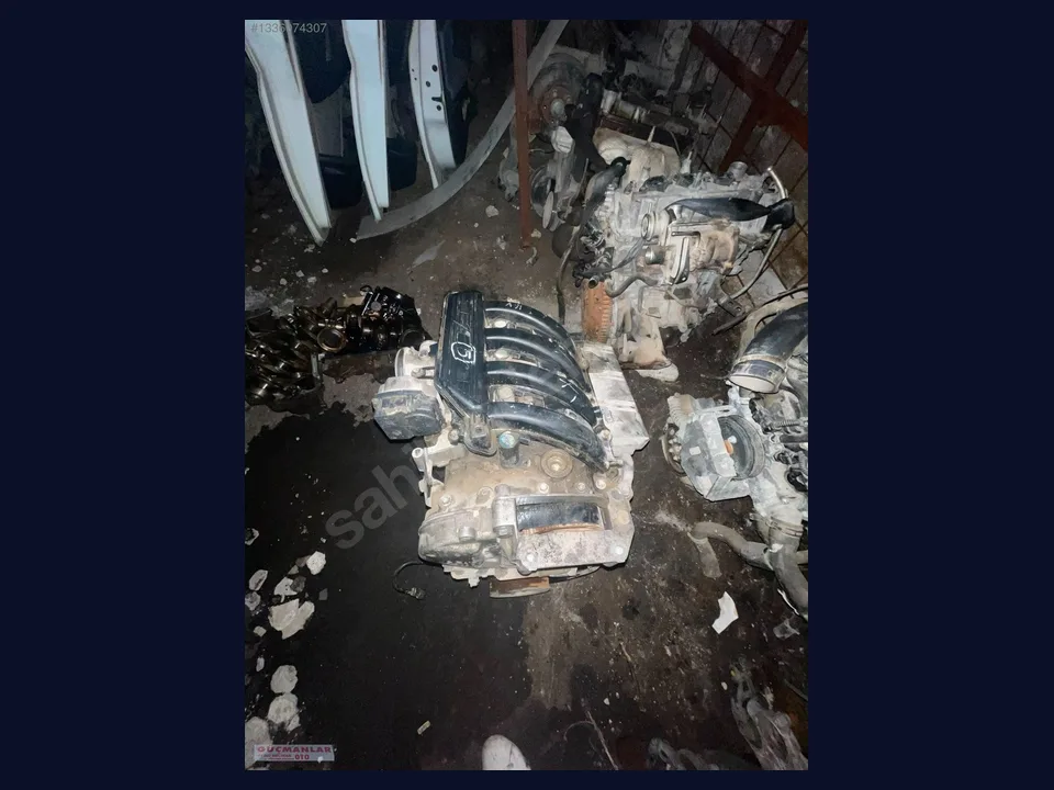 Renault Megane MOTOR (KOMPLE) çıkma parça fotoğrafı 1
