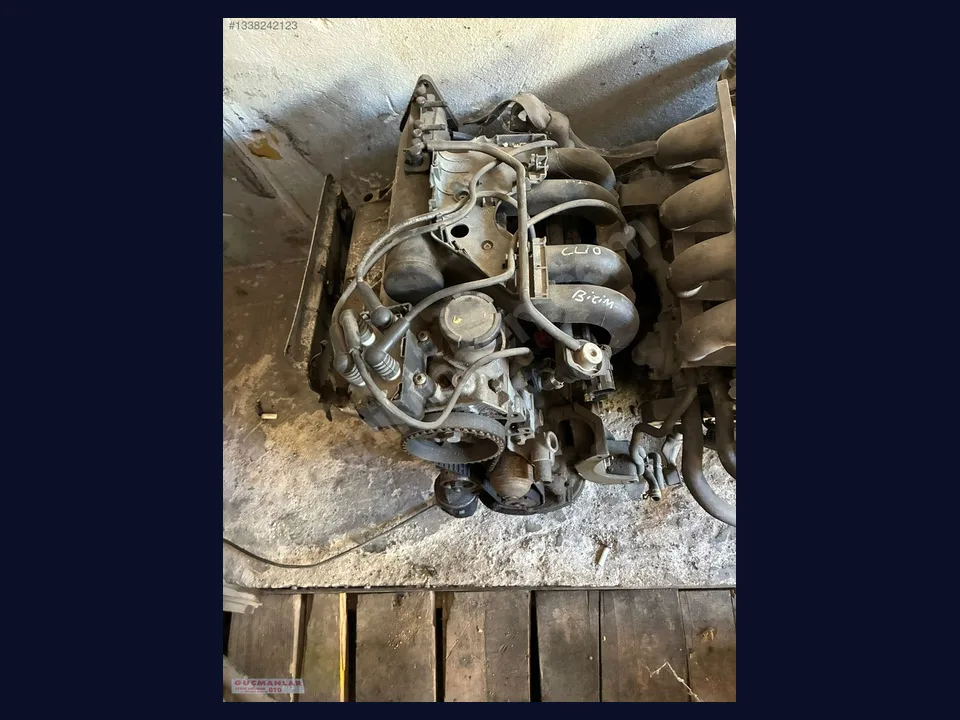 Renault Clio MOTOR (KOMPLE) çıkma parça fotoğrafı 1