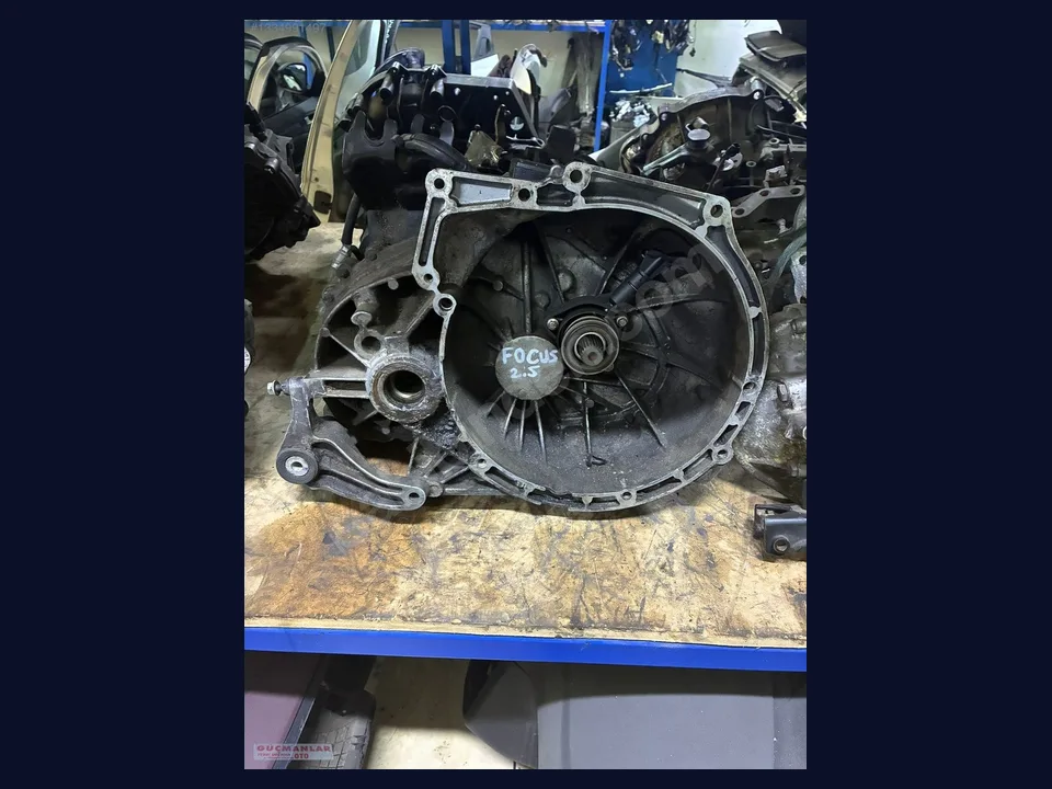 Ford Focus ŞANZIMAN KOMPLE çıkma parça fotoğrafı 1