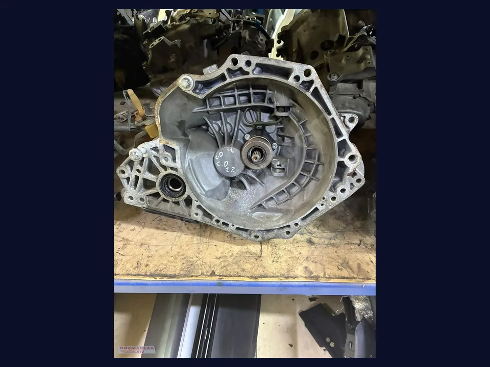 Opel Corsa ŞANZIMAN KOMPLE çıkma parça fotoğrafı 1