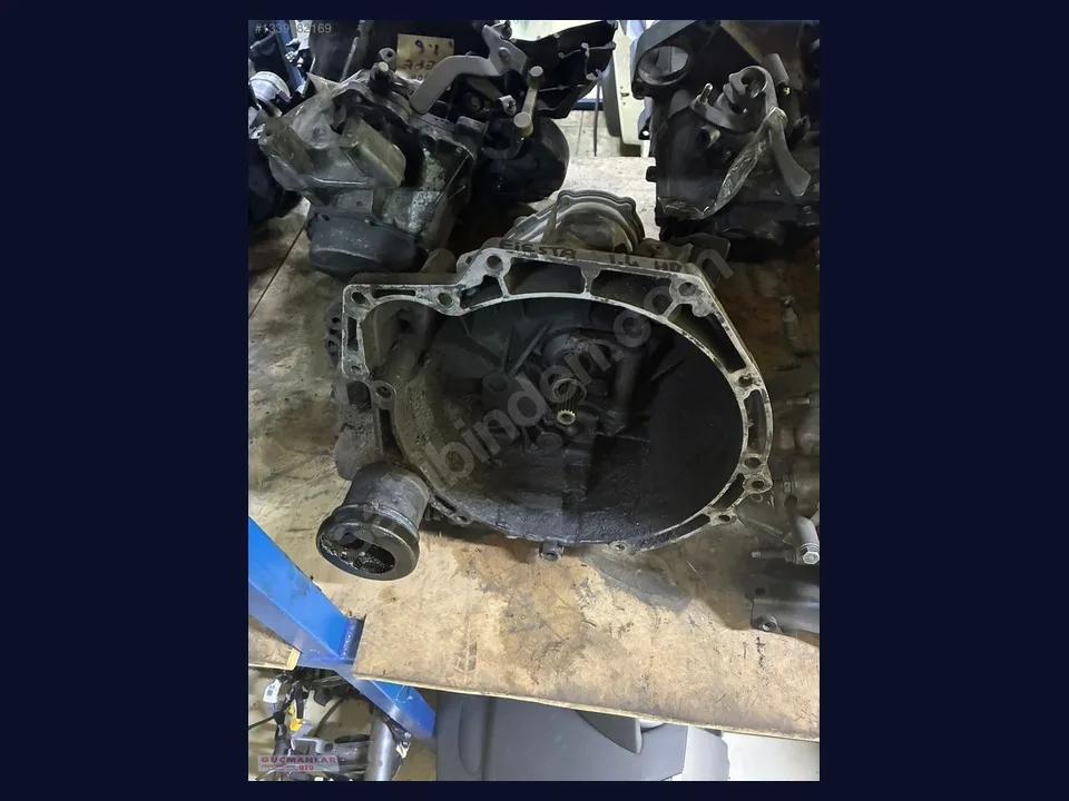 Ford Fiesta ŞANZIMAN KOMPLE çıkma parça fotoğrafı 1