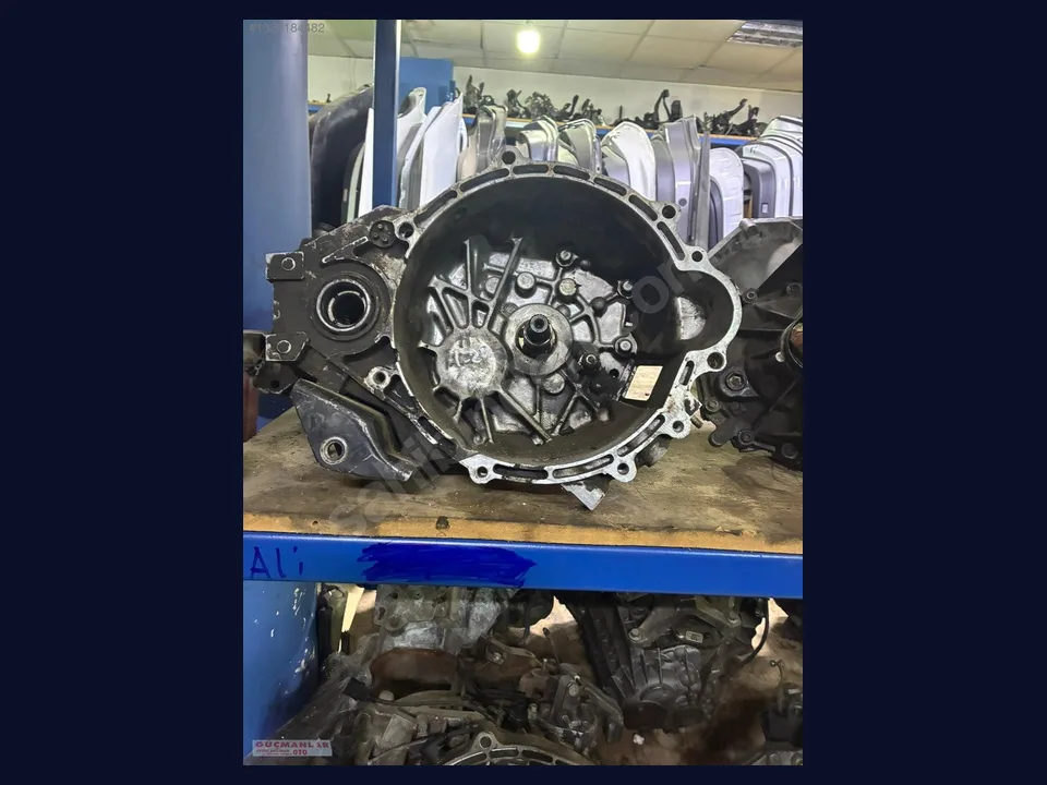 Hyundai i20 ŞANZIMAN KOMPLE çıkma parça fotoğrafı 1